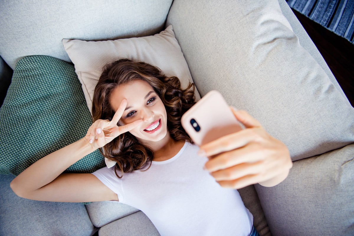 Звезда online-вечеринки: пока есть время, учимся делать интересный мейк » Eva Blog